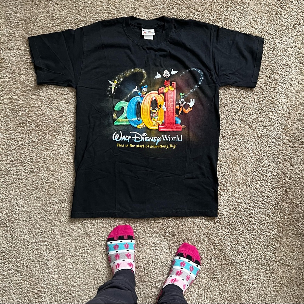 2001 Vintage Walt Disney World Tee